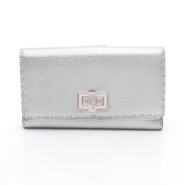 FENDI（フェンディ） ピーカブー セレリア ブランドオフ レザー 二