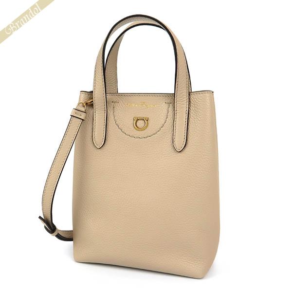 FERRAGAMO 《P6倍_29日23:59迄》フェラガモ ショルダーバッグ FERRAGAMO 《P6倍_29日23:59迄》フェラガモ ショルダーバッグ