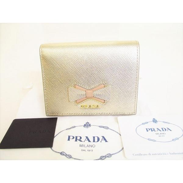 PRADA（プラダ） リボン付きサフィアーノ レザー 2つ折り 財布