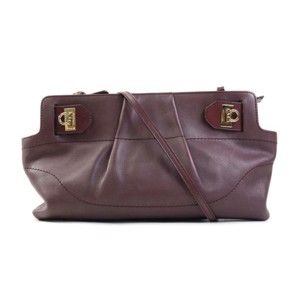 サルヴァトーレフェラガモ Salvatore Ferragamo ショルダーバッグ