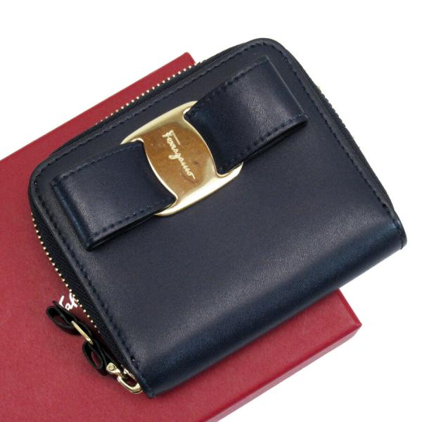 サルヴァトーレフェラガモ Salvatore Ferragamo 二つ折り財布 ヴァラ
