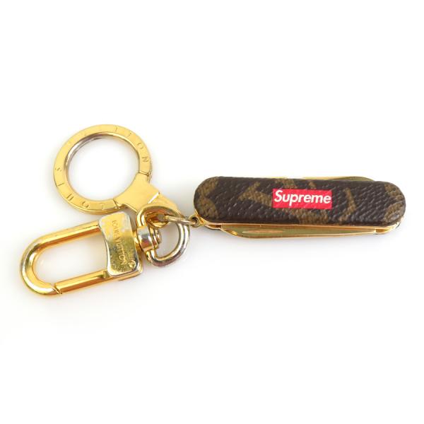 ルイヴィトン　supreme メタルチャーム LOUIS VUITTON（ルイ・ヴィトン） ルイ ヴィトン チャーム Supreme