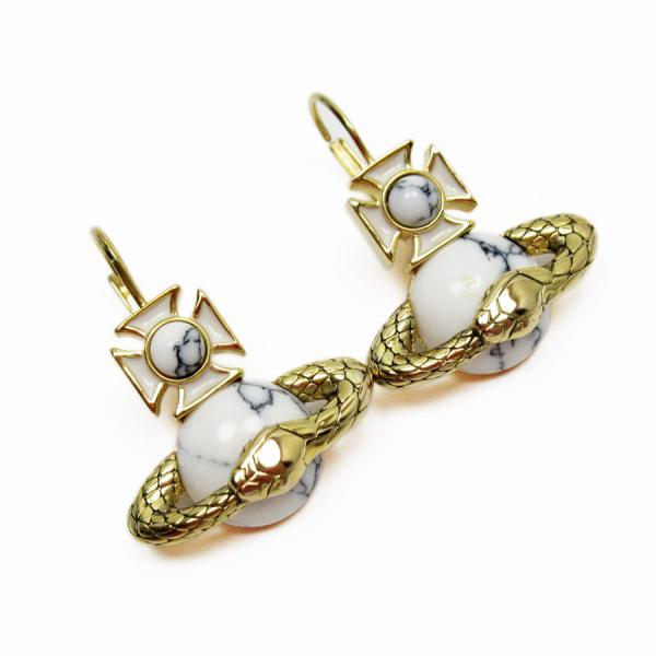Vivienne Westwood ピアス ホワイトマザーオブパール ゴールド Vivienne Westwood ピアス ホワイトマザーオブパール ゴールド