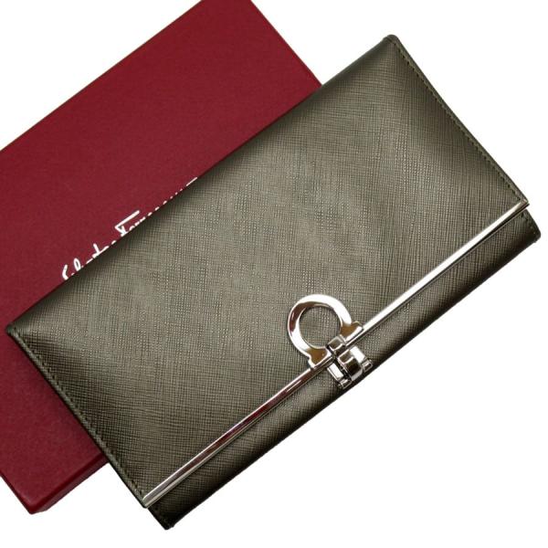 サルヴァトーレ フェラガモ Salvatore Ferragamo 二つ折り長財布