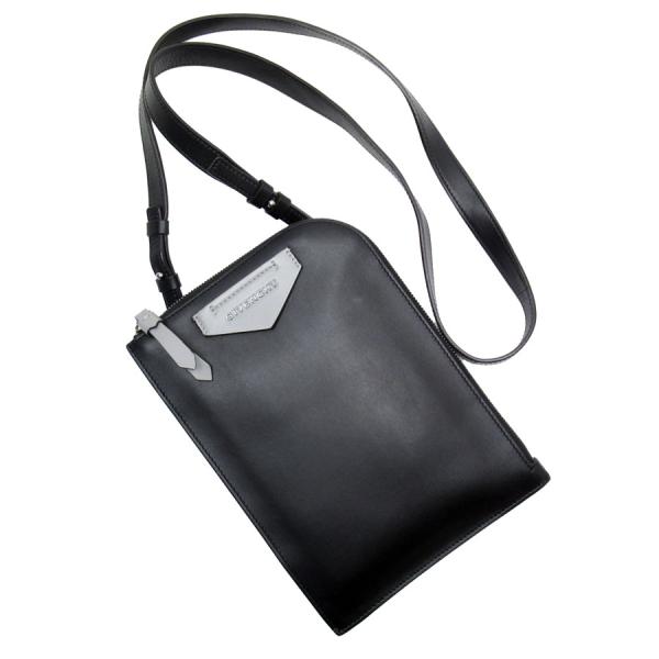 ジバンシー　ショルダーバッグ　ブラウン　ブラック　美品 GIVENCHY（ショルダーバッグ）のフリマアイテム一覧