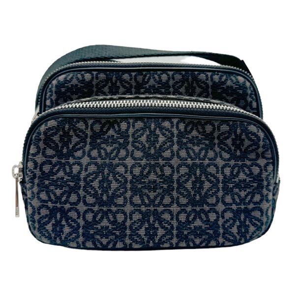 美品　ロエベ アナグラム 斜め掛け　ショルダーバッグ メッセンジャー　グレー LOEWE ロエベ 斜め掛けショルダーバッグ アナグラム キャンバス