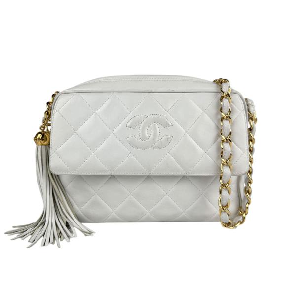 CHANEL（シャネル） ショルダーバッグ レザー ホワイト : ブランド