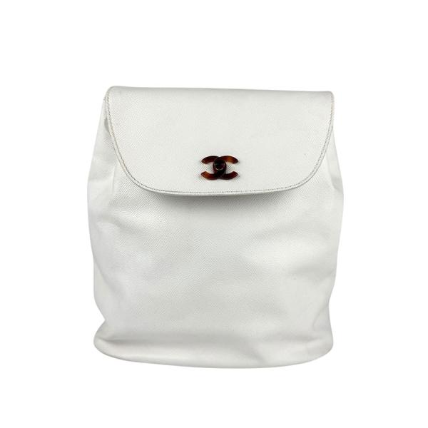 CHANELレザー リュック キャビアスキン バックパック ノベルティ ホワイト CHANEL（シャネル） リュック キャビアスキンレザー ホワイト