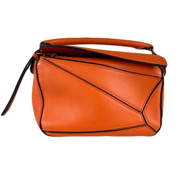 LOEWE ブラックショルダーバッグ オレンジ収納袋付き LOEWE（ロエベ