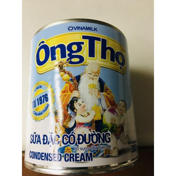 名称：乳等を主原料とする食品 無脂乳固形分：14.1%乳脂肪分：3.0%植物性脂肪分：8.1%原材料名：砂糖、脱脂粉乳、植物油脂、乳脂肪、ホエイパウダー、乳糖／乳化剤(大豆由来)内容量：380g 賞味期限：缶蓋又は缶底に記載保存方法：直射日...