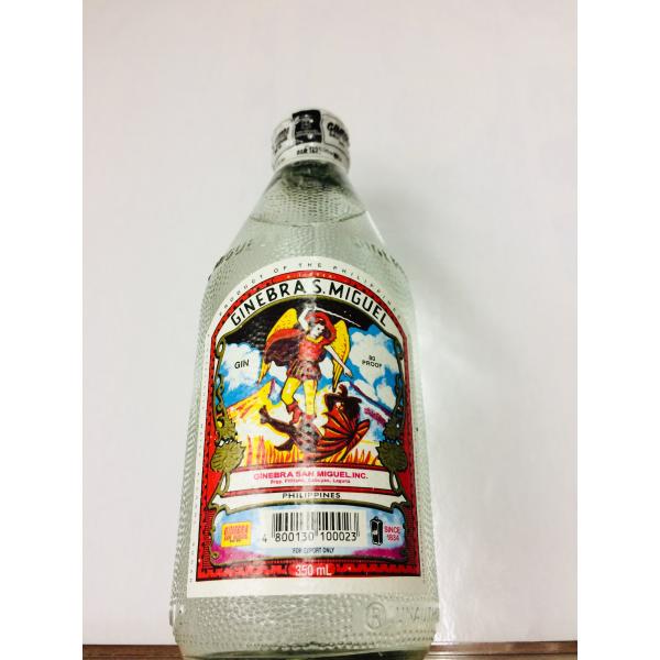 GINEBRA SAN MIGUEL（ヒネブラサンミゲル）は、フィリピンをリードするジンであり、数々の受賞歴を誇るブランドです。80プルーフ（アルコール度数：40度）の厳選されたスピリッツと植物由来のエキスから作られたオランダタイプ（ジュネ...