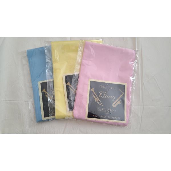 手触り良好。厚手で吸水性抜群！大きめサイズ（430×640）Klangステッカーつき色はブルー、ピンク、イエローの3色からお選び下さい。