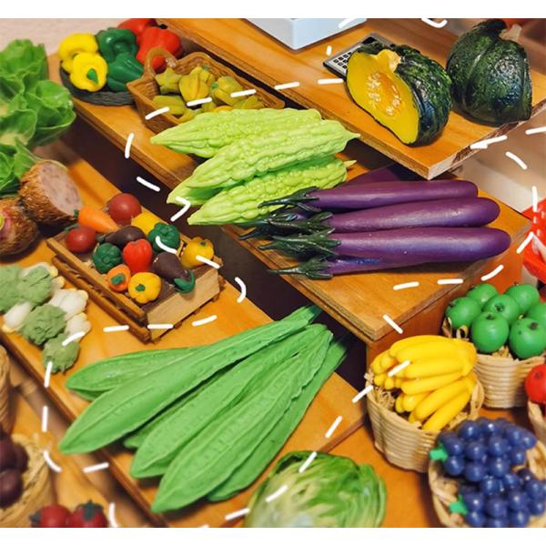 秋の実りをぎゅっと詰め込んだような、手作りのミニチュア野菜です。カボチャやナス、ゴーヤーやヘチマなどをリアルに再現し、ドールハウスやディスプレイに季節感を添えます◎つややかな色合いや立体感のあるフォルムは、まるで本物の収穫野菜のよう！BJD...