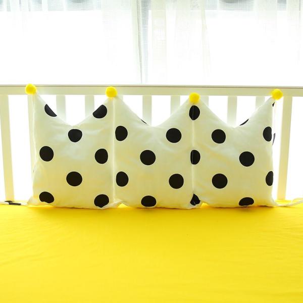 商品名:送料無料 ベビーベッドガード ベッドガード ベビー 落下防止 保護クッション ベッドバンパー 抱き枕 背もたれ クッション ベッドサイド ロングクッション サイドガード                            商品説明...