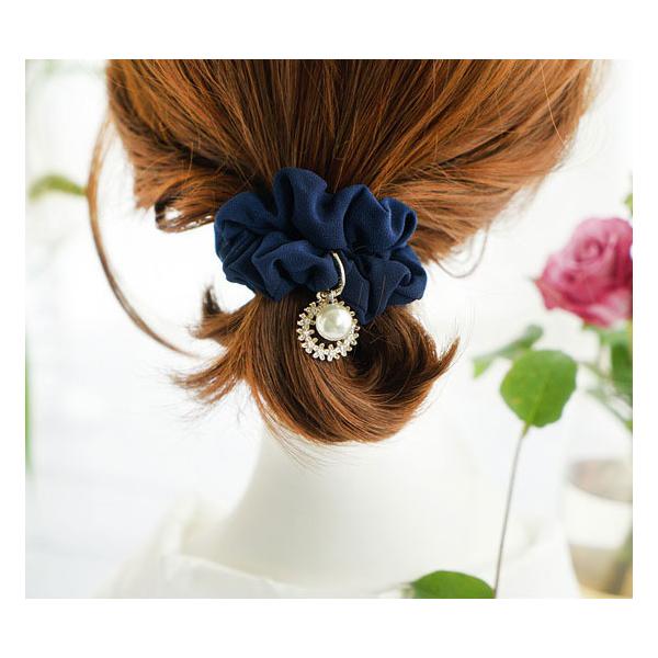 ヘアゴム シュシュ シフォン パール チャーム付き 揺れる キラキラ 結婚式 卒業式 入学式 まとめ髪 ヘアアレンジ 送料無料 Shushupearlcharm Brilliantdays 通販 Yahoo ショッピング