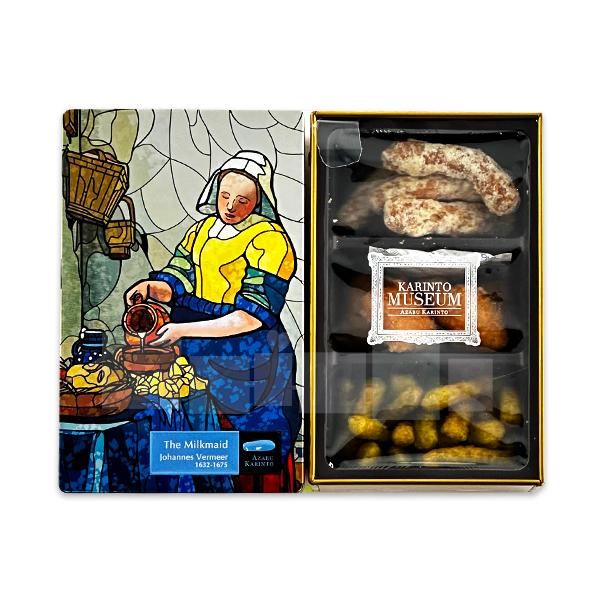 名画と共に時を楽しむ「KARINTO MUSEUM」シリーズ。おみやげ袋もお付けしておりますのでおもたせにもお使いいただけます。ポイント利用にもお使いください。