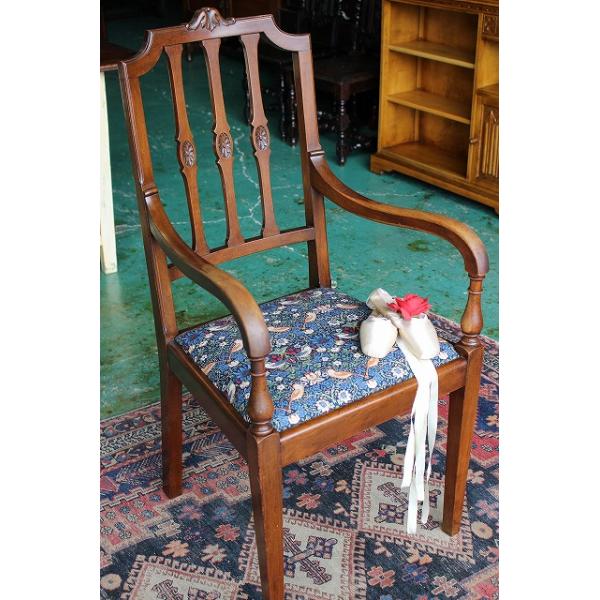イギリス アンティーク 家具 アームチェア ダイニングチェア 椅子 4219e イギリス アンティーク 家具 アームチェア ダイニングチェア