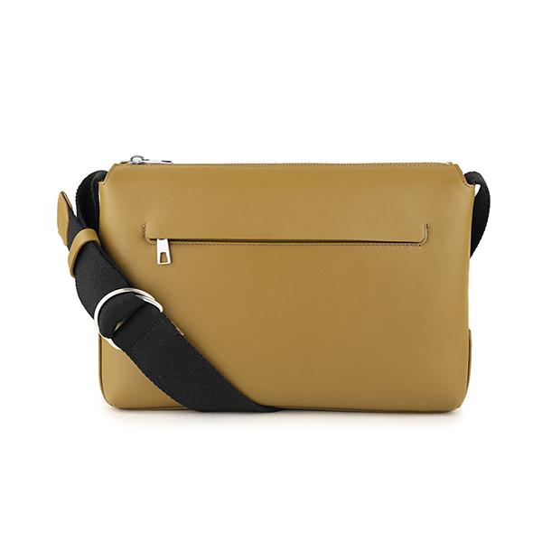 イルビゾンテ ショルダーバッグ カーキベージュ系 IL BISONTE BCR245