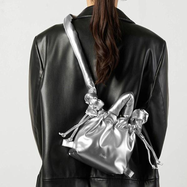 並行輸入 オレンド ショルダーバッグ OLEND マイクロ オナ ヴィーガンレザーバッグ MICRO ONA VEGAN LEATHER SILVER ユニセックス シルバー 爆買