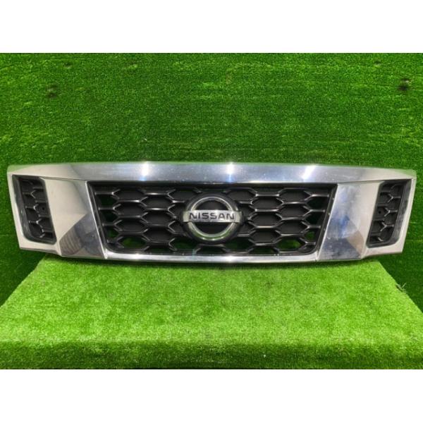 ニッサン　キャラバン　ラジエターグリル　NV350 ニッサン NV350キャラバン プレミアムGX VW2E26 ラジエーター