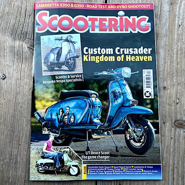 イギリスのスクーター専門誌 2025年 12月号1980年代から40年続く伝統ある老舗雑誌【SCOOTERING】全115ページ★こちらの商品はネコポス発送(全国一律￥385-)ができます。普通にご注文いただいた後に送料変更致しますが、ご注...