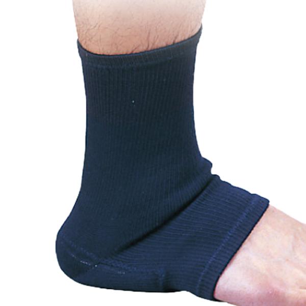 薄型 の 衝撃吸収スポンジ の ５mm厚 を使用しているので、違和感なく自然に踏み込める上に衝撃もきっちり抑えてくれる人気の かかとサポーター です。スポーツ や 医療分野 での長年の経験と技術を結晶させた老舗 ブランド の 剣道 専用サポ...