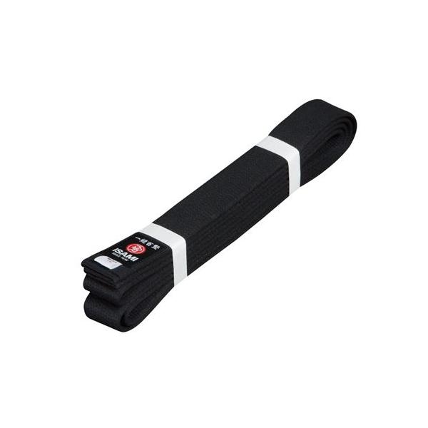 こだわりの先入ネームも対応！空手用の葛城綾地綿100%のしっかりした厚芯の黒帯です。２号〜８号の中からお選び頂けます。※受注生産品となりますので、仕立に約１ヶ月お時間を頂きます。仕様素材 綿100％葛城綾地帯幅 42mm■日本製参考サイズ表...