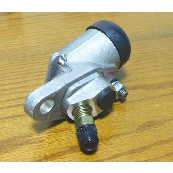 サニトラB110B210サニー用 フロント前右FRH/ブレーキ/ホイール