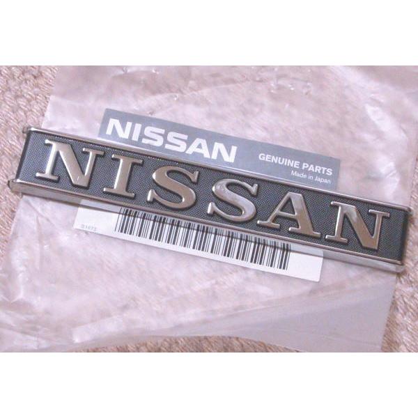 ニッサンNISSANエンブレム 日産純正品 新品 旧車ハコスカS30Zケンメリ 