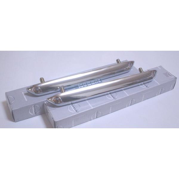 ハコスカ用リアバンパーモール新品 日産純正品 GC10/KGC10/KPGC10 
