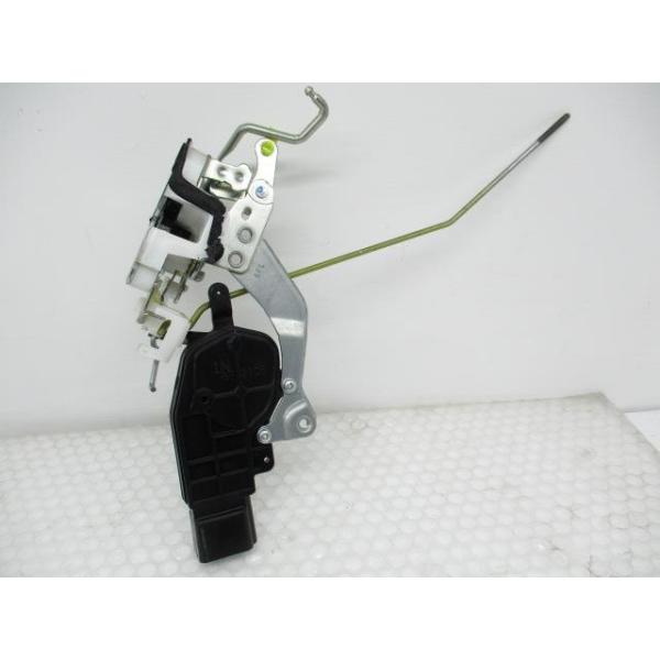 新品・未使用　S331V ハイゼットカーゴ　バックドアロックAssy 新品・未使用 S331V ハイゼットカーゴ バックドアロックAssy