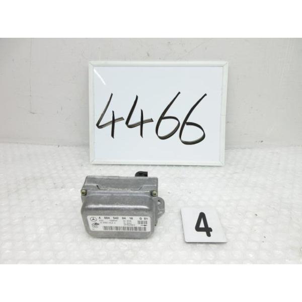16年 ベンツ CLK320 W209 GH-209365 (4)ヨーレートセンサー