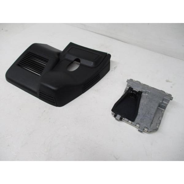 25年 ベンツ SLK200 R172 DBA-172448 フロントカメラ A0009050338 