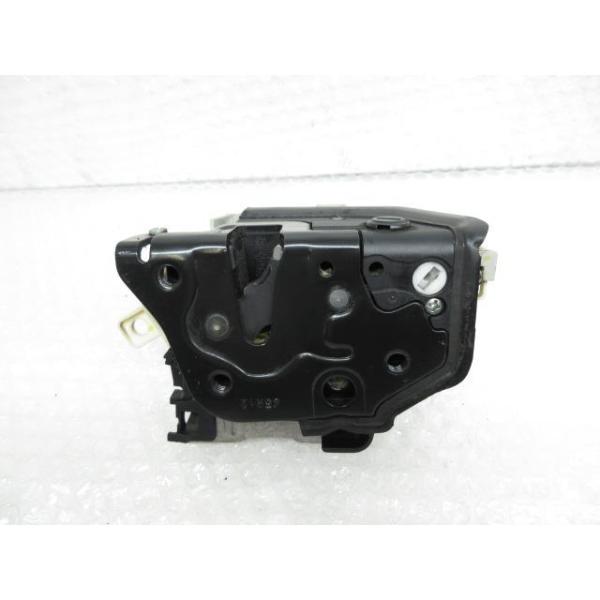2013年 アウディ A1 8XCAX 右Rドアロックソレノイド   8X0839016 198898 4693