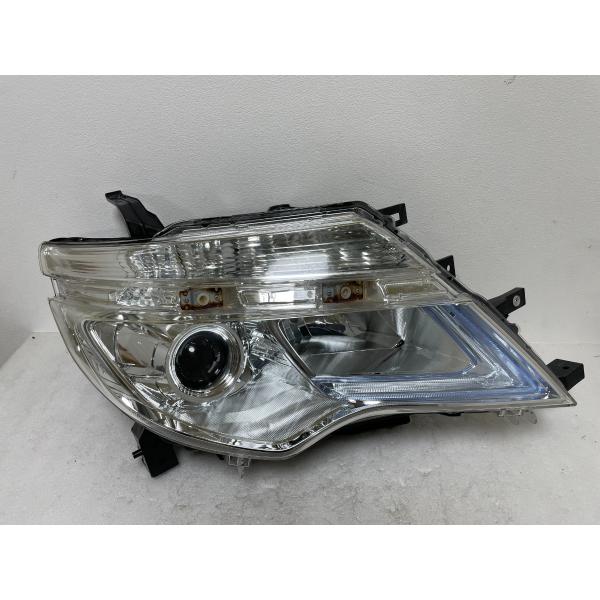 日産 26 セレナ 純正 LED 後期 C26系 セレナ 後期 純正LEDロービーム車用 LEDイカリング＆白
