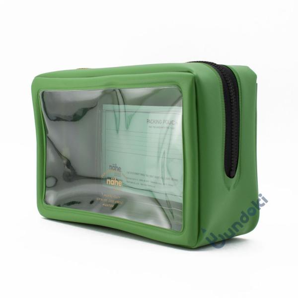 モバイル機器や化粧品、細々としたものを収納できるPVC製のシンプルなケースです。 窓付きなので内容物がすぐに分かり、旅行の際に分類収納に便利です。 内部と背面にはオープンポケットがそれぞれ1つあります。 以前の品番GB171の仕様変更でファ...