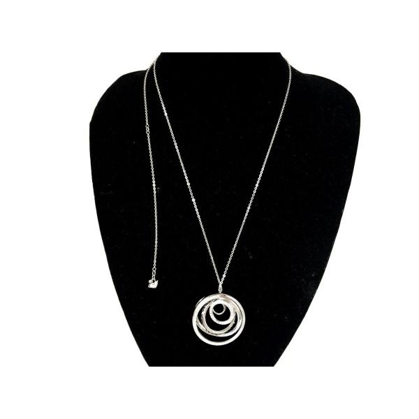 スワロフスキー Swarovski シルバーカラー ペンダント ネックレス 美品 クリックポスト送料無料 Yas 2253 春の新作シューズ満載 トップ直径3 5cm