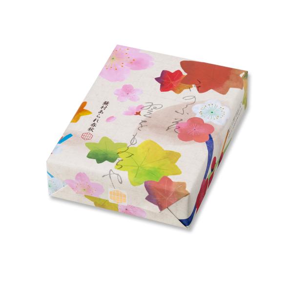 日本の風雅を代表する三つの景物を詠い込んだ俳句に寄せて、四季の彩りを表現しました。梅・紅葉・満月・六角・四角の愛らしい一口サイズのかたちで、あおさのり、甘醤油・ざらめ・昆布・ごま・黒豆・サラダ・海老の味わいも楽しい8種類です。【内容量】：1...