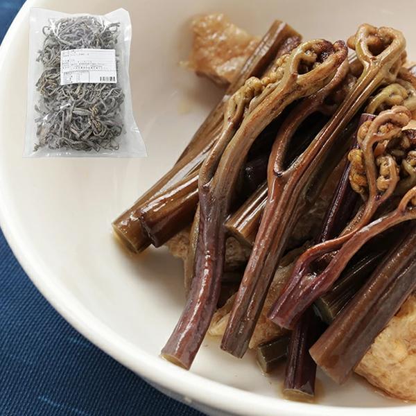山形県飯豊町産のこだわり天日干しわらびです。飯豊の干しわらびは、一度塩漬けにしたものを、丁寧に揉みながら2~3日かけて天日で干して乾燥させます。最近では、機械で干すところが多くなってきましたが、味が違ってくるところから、当店では天日干しにこ...