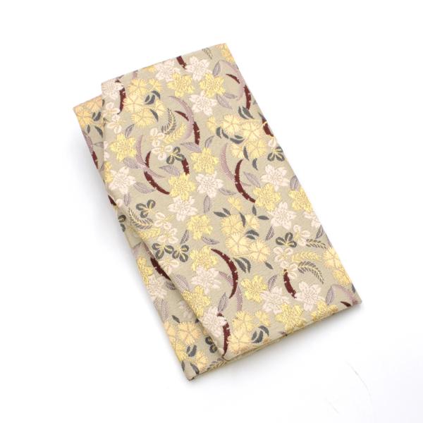 ふくさ 袱紗 金封入れ 慶事用落ち着いたベージュの金襴年齢問わずお使いいただけるお品物です結婚式　お祝いの席　おめでたい席　祝賀パーティ　祝宴　祝賀会月謝入れ◆寸法　約１２×２0.５ｃｍ◆表地：金襴　裏地：ポリエステル　ベージュ◆台紙入りで...