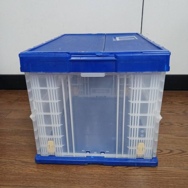 *商品詳細*サンコー製オリコン品名：サンクレットオリコンP75B-2(透明)本体色：透明/ブルー外寸：600×410×375(77)mm内寸：534×383×358mm有効内寸：534×383×358mm内容量：73.6Lアパレル系の物流で...