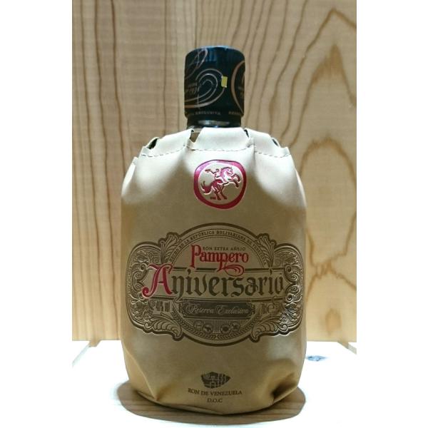 パンペロ アニバサリオ 700ml 正規品 箱なし : お酒の専門店バタフライ