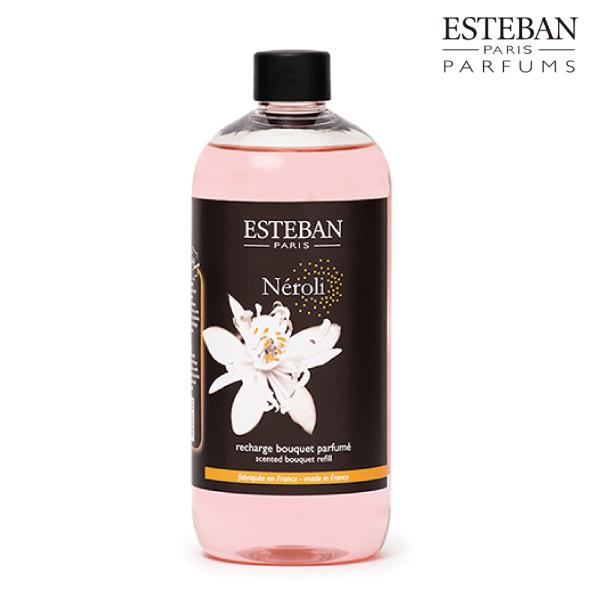 シチリアンベルガモットが陽気に広がり、上品でどこか懐かしいネロリがまろやかな余韻を残す優雅なルミナスホワイトフローラルの香りです。トップノート:カシス、シチリアンベルガモットミドルノート:ネロリ、ジャスミン、ホワイトゼラニウムラストノート:...