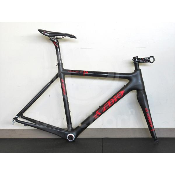 エヴァディオ　カーボンフレーム バイク - AVEDIO - エヴァディオ