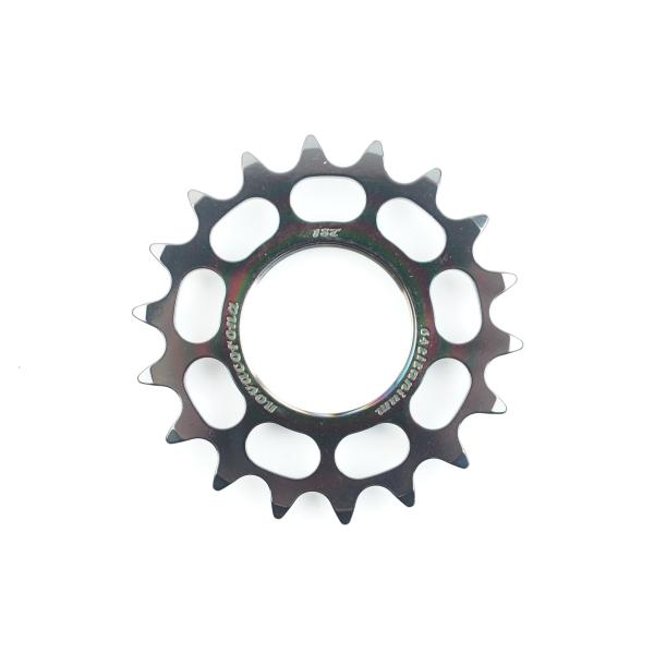 NOVACORONA 「ノバコローナ」 64チタン 18T コグ / 中目黒店