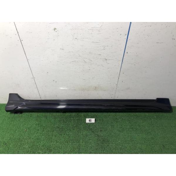 カローラツーリング 6AA-ZWE211W 右サイドステップ 75851-12200-C1