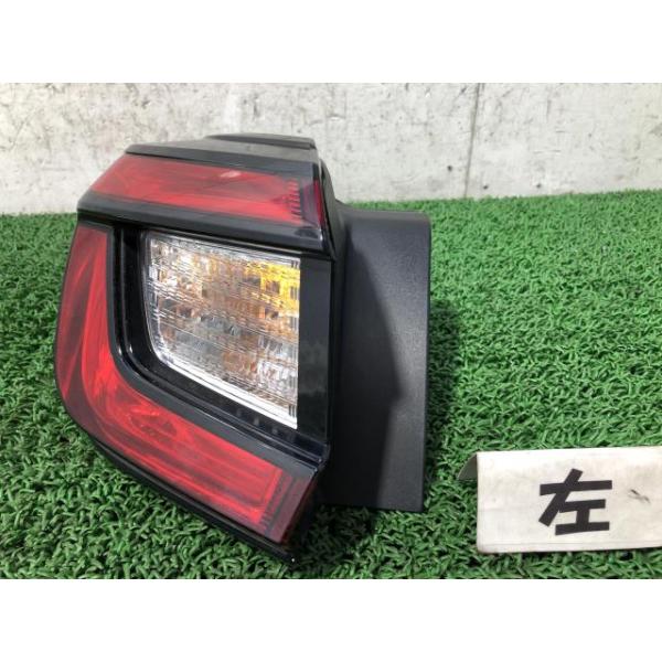 インプレッサ 3BA-GU6 左テールランプ W6357 84201FN030 【即納】 イン