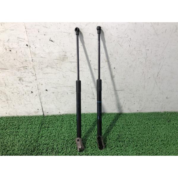 プリウス DAA-ZVW50 バックドアダンパー 68950-0W850 68960-0W850