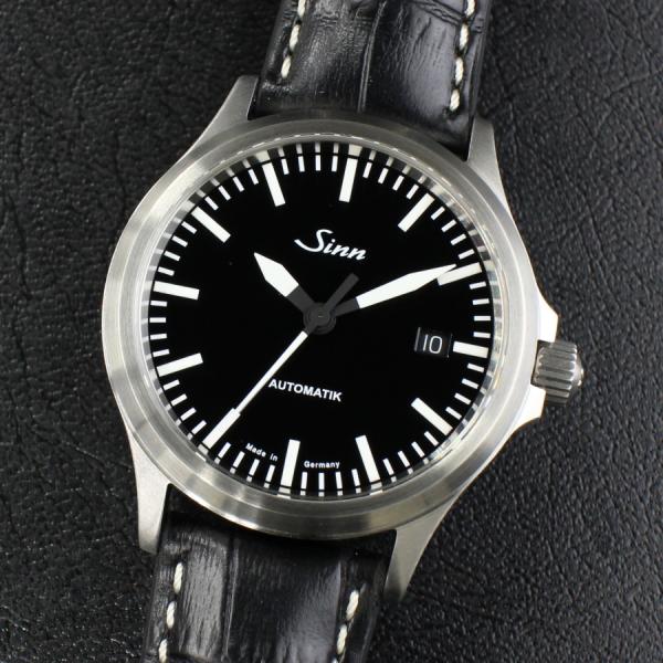 Sinn 型押しカウレザーベルト Sinn（ジン） 純正ベルト2本 ご購入特典有り！ジン Sinn 556 自動巻き