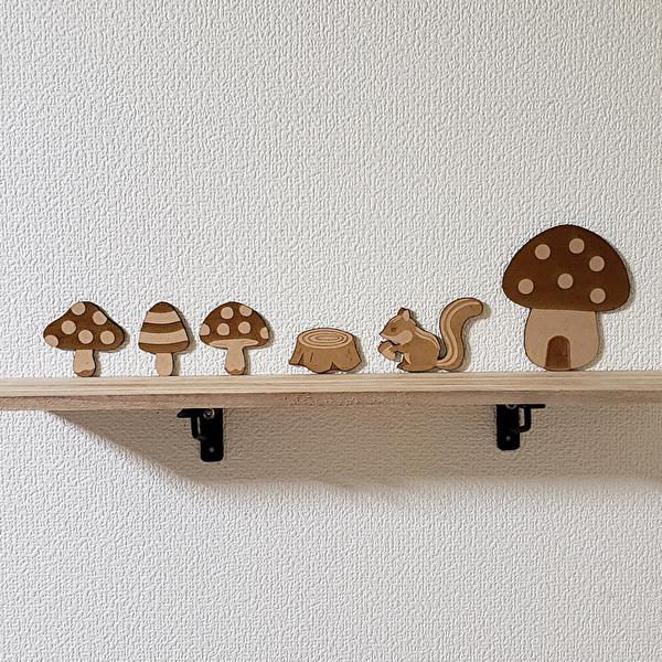 きのこ 飾り 秋 壁飾り 秋の壁飾り 壁面 秋の森 壁面用 : 木製